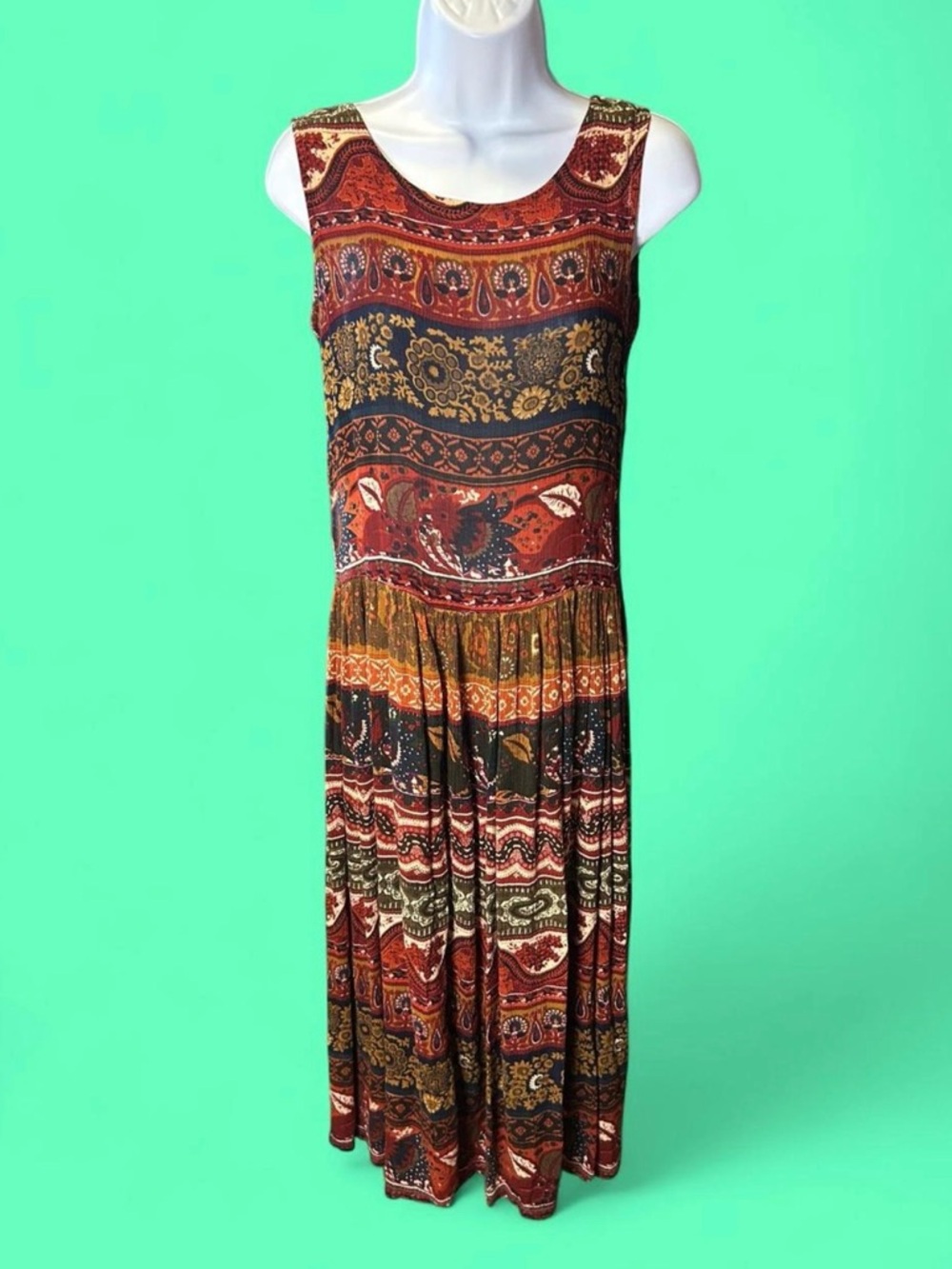 Vintage 90’s BILA Crinkle Maxi Dress. Flowy boho paisley/floral print. Med-Lrg